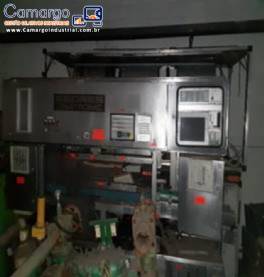 Máquina para inspeção de garrafas vazias Krones