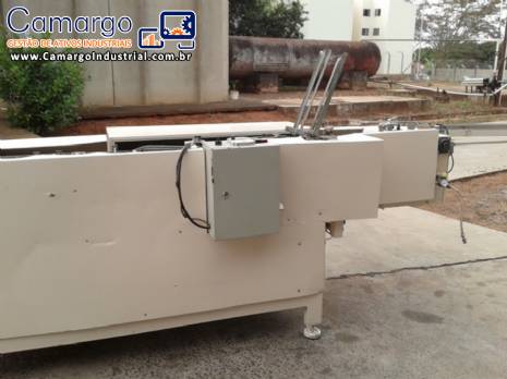 Encartuchadeira CRF e dois tanques em aço inox