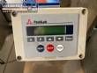 Rotuladora para frasco cilndrico auto adesivo P.E Latina Labelers