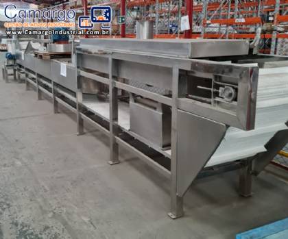 Pasteurizador cont�nuo tipo t�nel por imers�o para aquecimento, resfriamento e secagem de frascos embalagens TECNINT