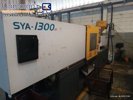 Injetora de plstico Sinitron 130 toneladas